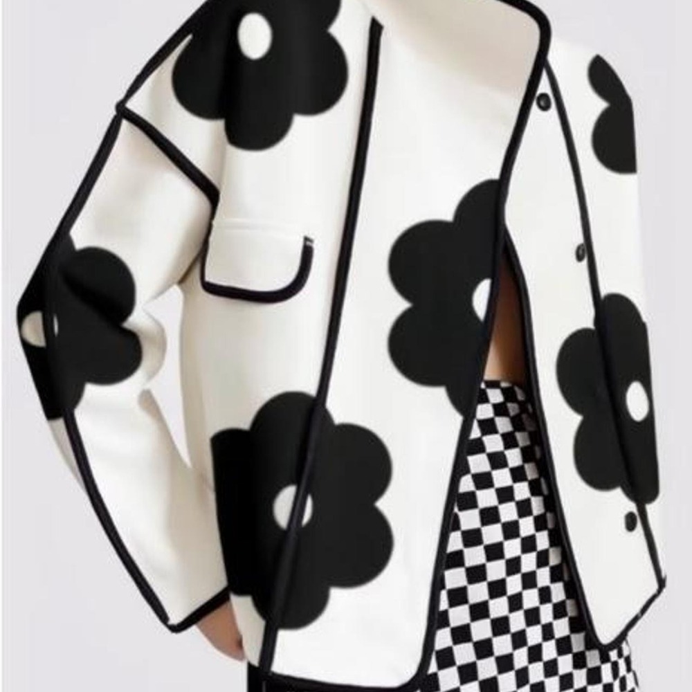 UOOZEE Women's Long Sleeve Loose Contrast Color Flower Print Stand Collar Jacket